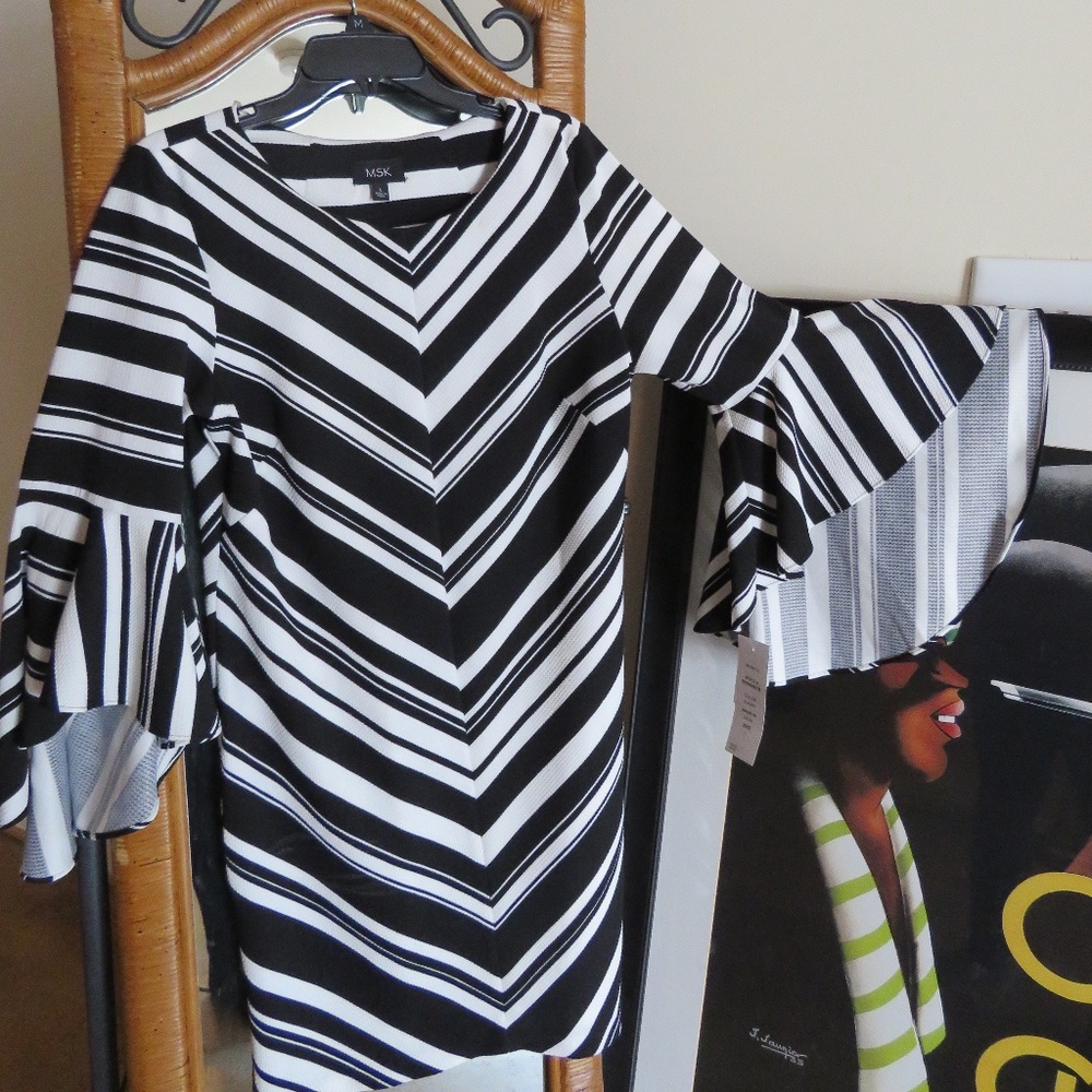 Trumpet Sleeved Dress